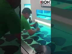 Μηχανή κοπής και σήμανσης υλικού παπουτσιών