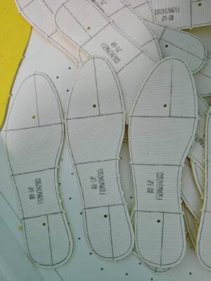 Μηχάνημα σήμανσης παπουτσιών IBON για την αγορά υποδημάτων της Βραζιλίας